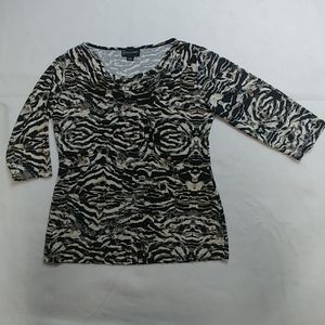 Stacey Summers 3/4 Sleeved Drapped neckline M